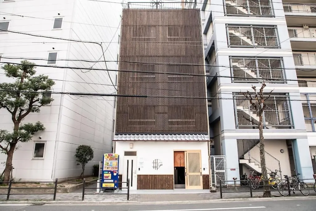 Funhouse-To North Umeda Guestresidence 大阪市